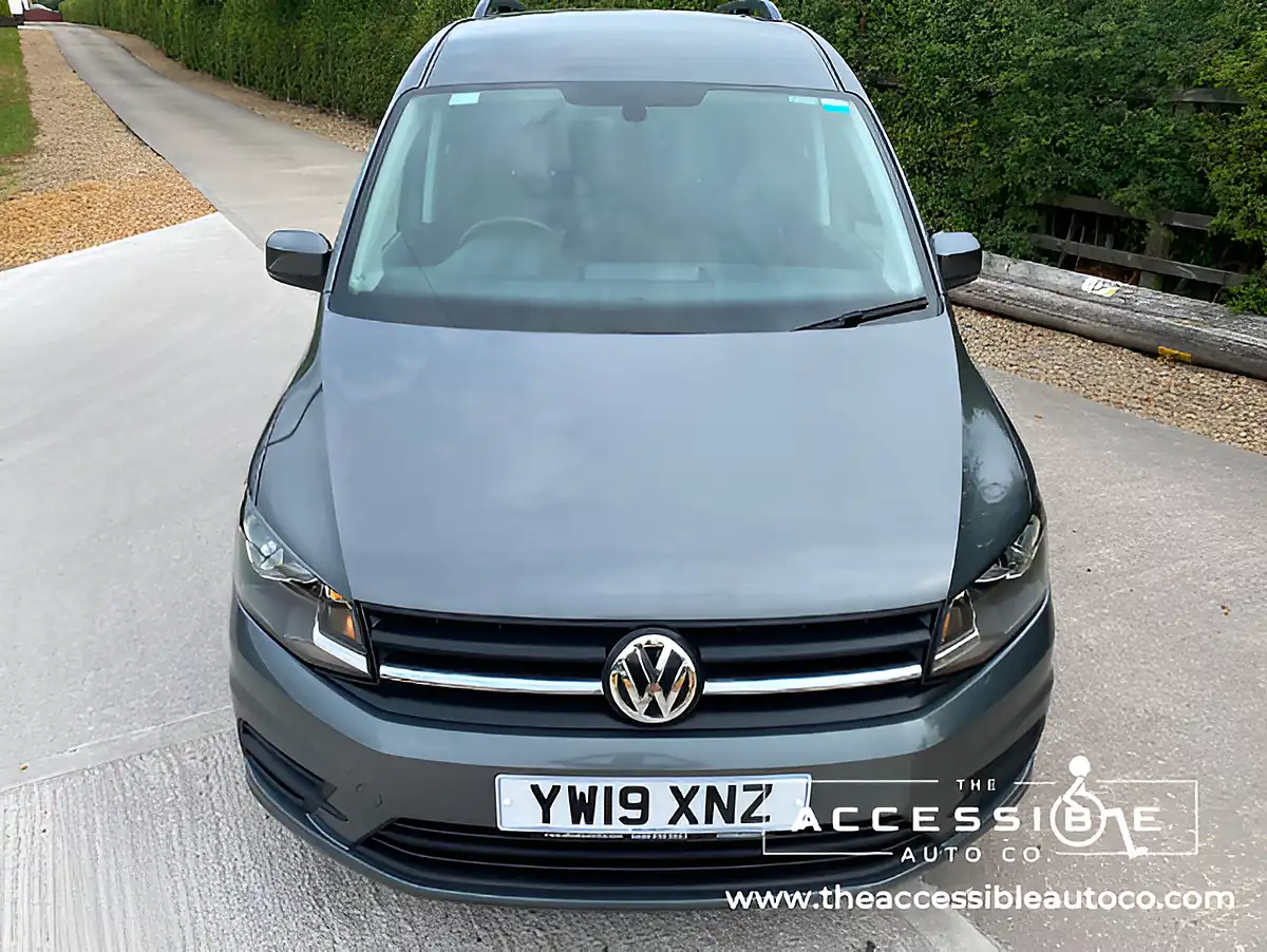 Used 2019 Volkswagen Caddy Maxi Life Grey - Interior and Exterior details 8