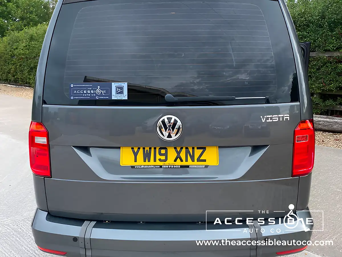 Used 2019 Volkswagen Caddy Maxi Life Grey - Interior and Exterior details 9