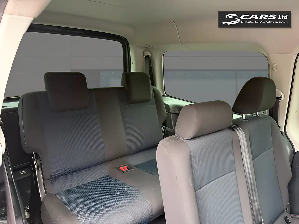 Used 2019 Volkswagen Caddy Maxi Life Grey - Interior and Exterior details 11