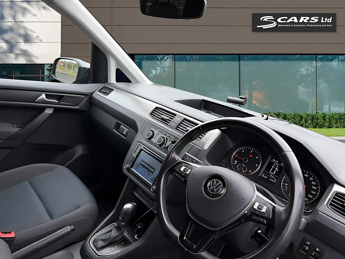 Used 2019 Volkswagen Caddy Maxi Life Grey - Interior and Exterior details 13