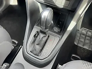 Used 2019 Volkswagen Caddy Maxi Life Silver - Interior and Exterior details 3