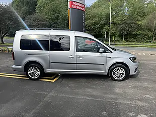 Used 2019 Volkswagen Caddy Maxi Life Silver - Interior and Exterior details 4