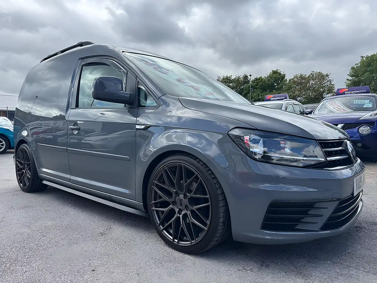 Used 2019 Volkswagen Caddy Startline Indium Grey - Interior and Exterior details 18