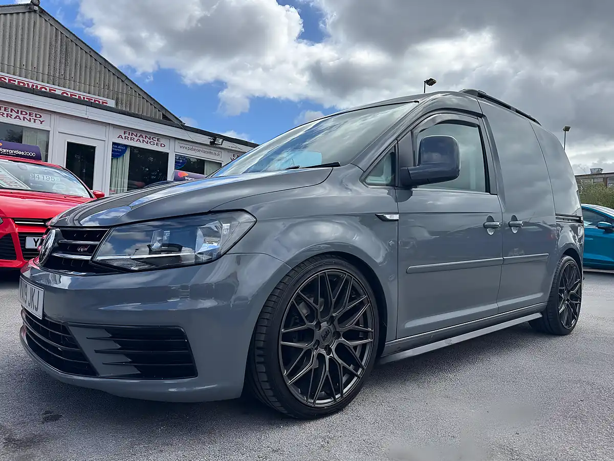 Used 2019 Volkswagen Caddy Startline Indium Grey - Interior and Exterior details 20