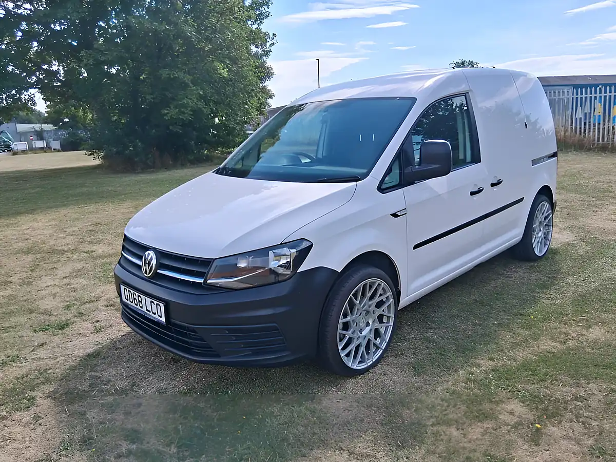 Used 2019 Volkswagen Caddy Startline White - Front View