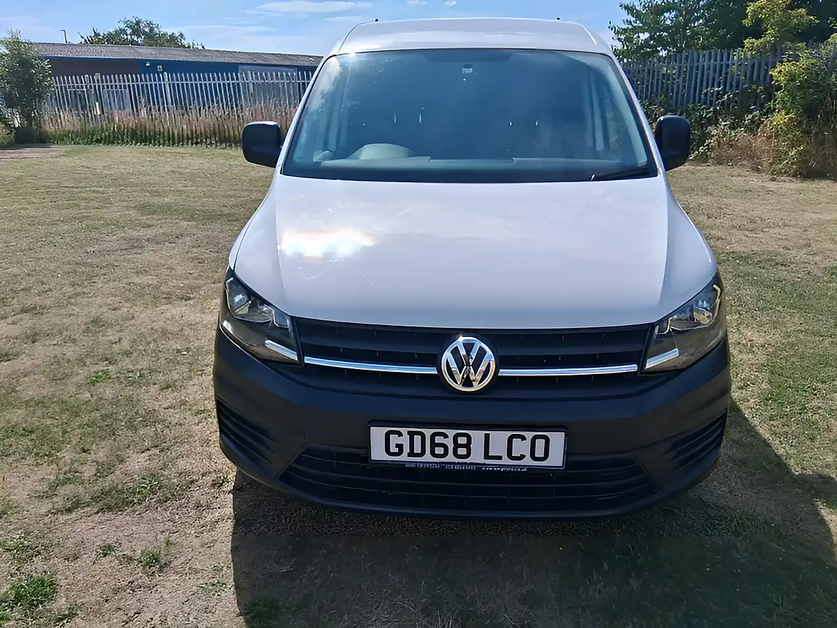 Used 2019 Volkswagen Caddy Startline White - Interior and Exterior details 8