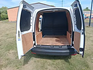 Used 2019 Volkswagen Caddy Startline White - Interior and Exterior details 9