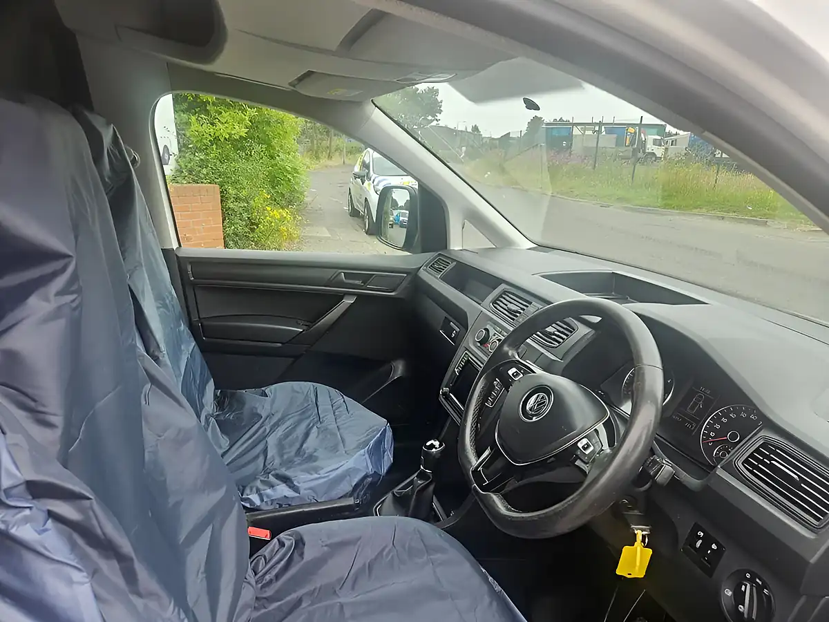 Used 2019 Volkswagen Caddy Stratline White - Interior and Exterior details 12