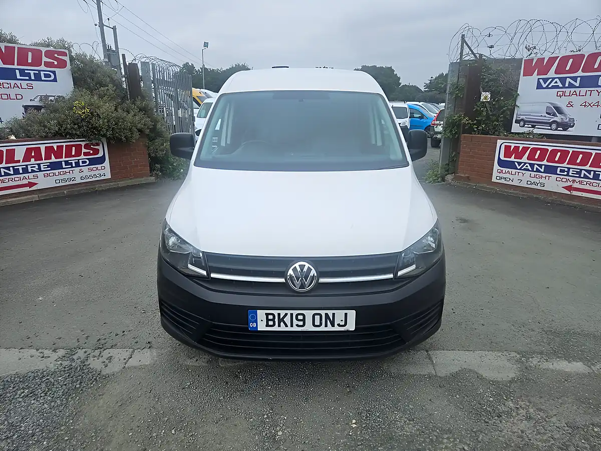 Used 2019 Volkswagen Caddy Stratline White - Interior and Exterior details 3