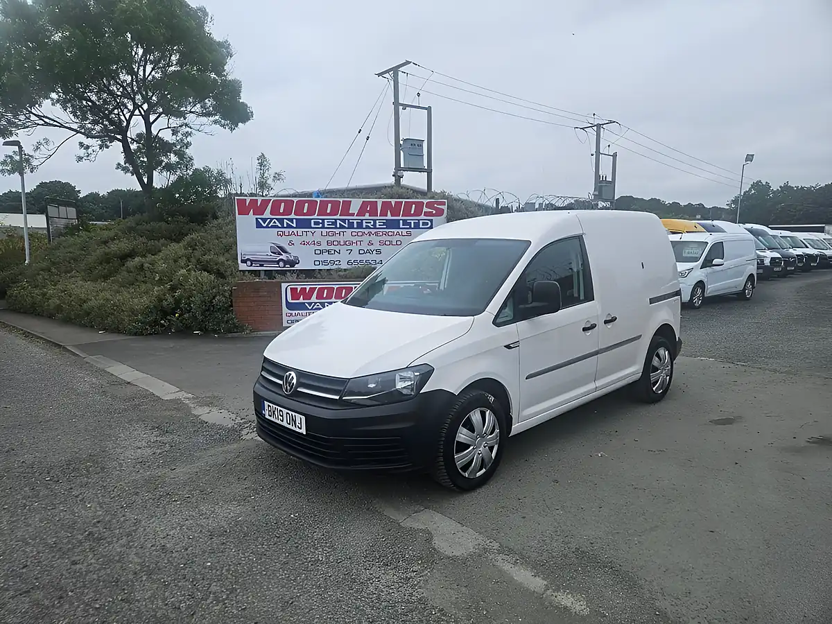 Used 2019 Volkswagen Caddy Stratline White - Interior and Exterior details 4