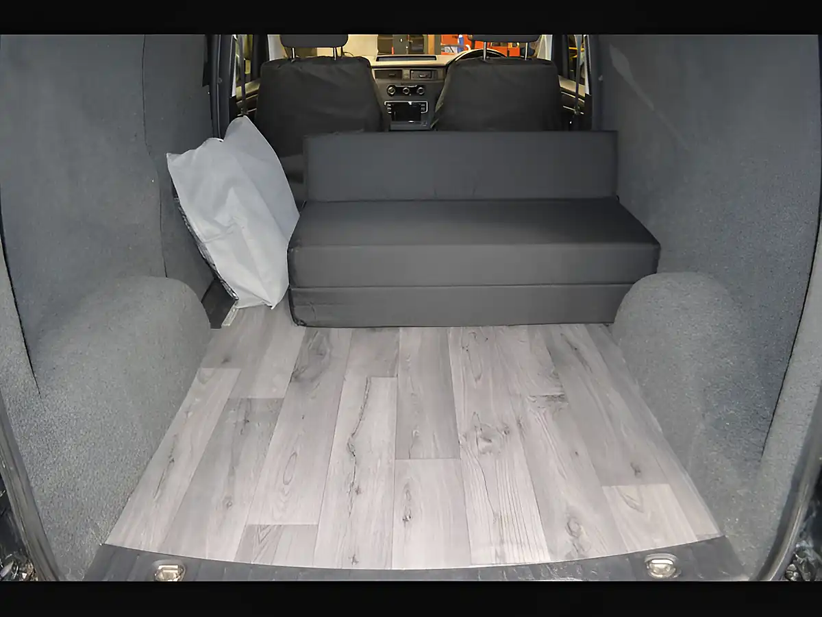 Used 2019 Volkswagen Caddy Trendline Indium Grey - Interior and Exterior details 12