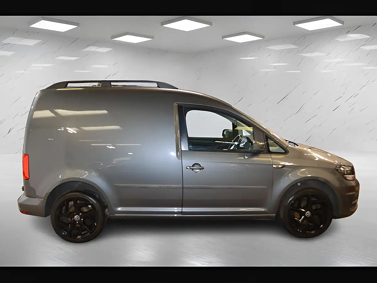 Used 2019 Volkswagen Caddy Trendline Indium Grey - Interior and Exterior details 6
