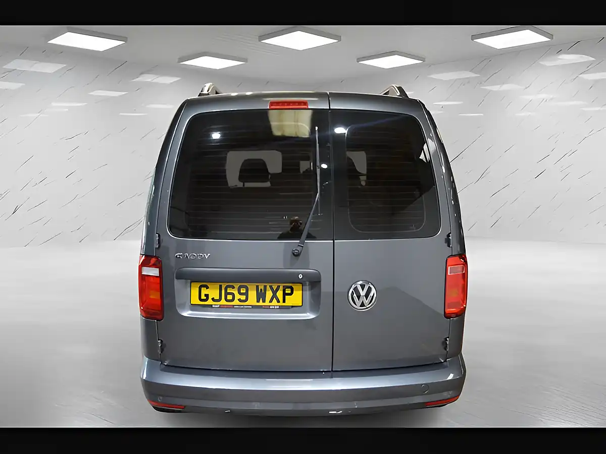Used 2019 Volkswagen Caddy Trendline Indium Grey - Interior and Exterior details 7