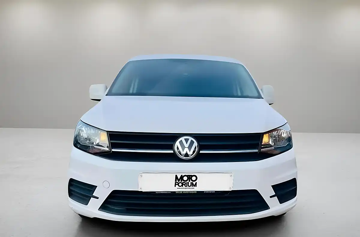 Used 2019 Volkswagen Caddy Trendline White - Interior and Exterior details 3