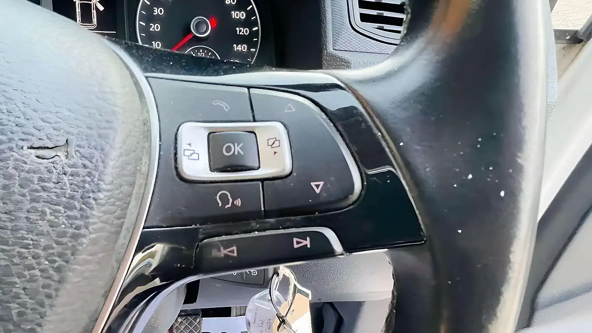 Used 2019 Volkswagen Caddy Trendline White - Interior and Exterior details 9
