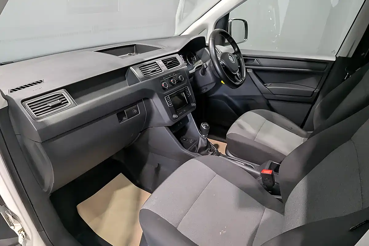Used 2019 Volkswagen Caddy Trendline White - Interior and Exterior details 19