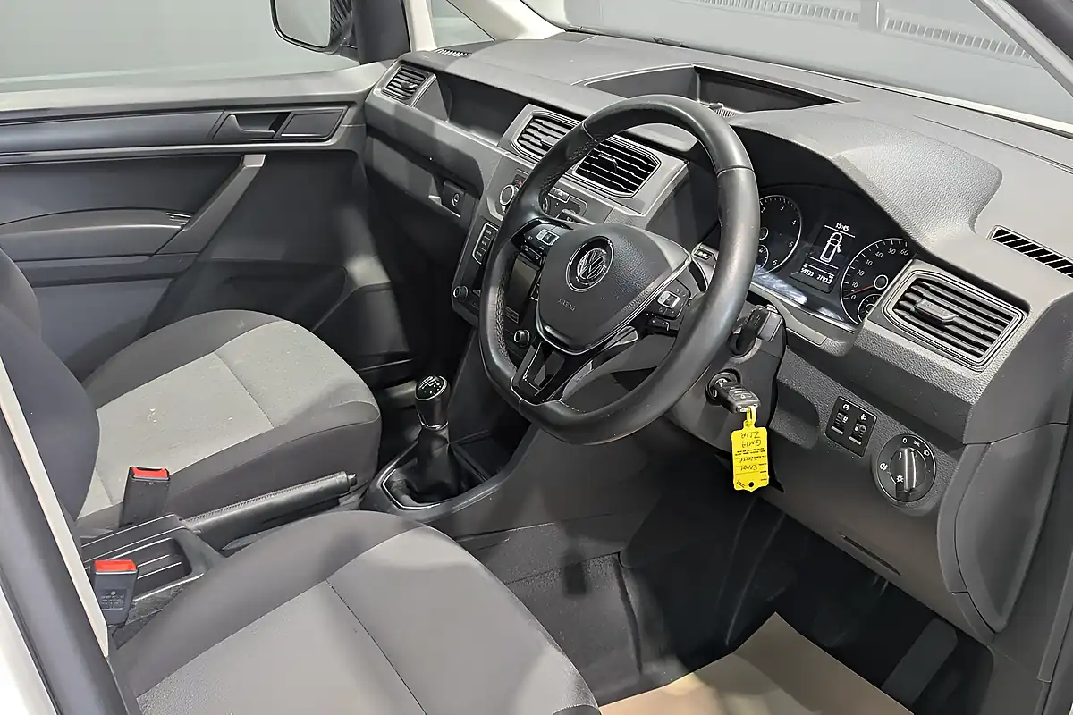 Used 2019 Volkswagen Caddy Trendline White - Interior and Exterior details 2