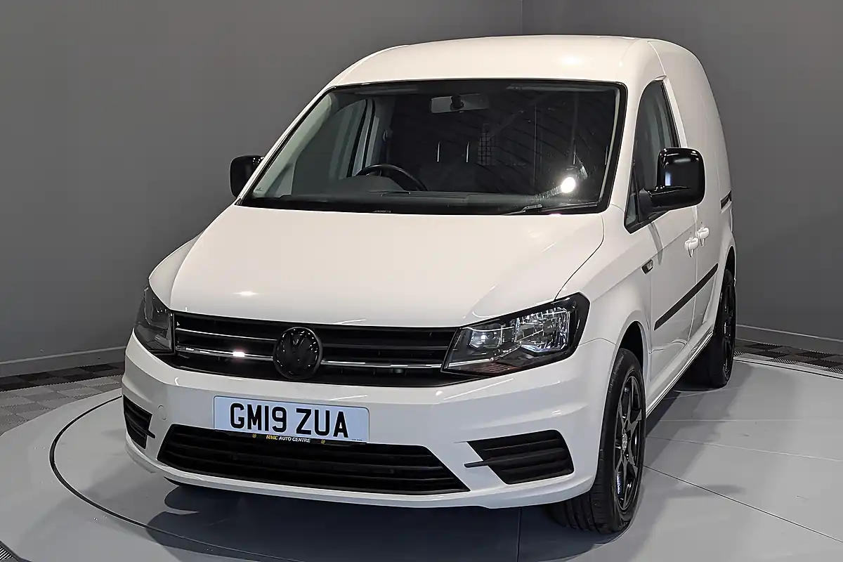 Used 2019 Volkswagen Caddy Trendline White - Interior and Exterior details 5