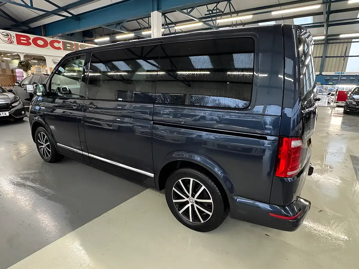 Used 2019 Volkswagen Caravelle Executive Blue - Interior and Exterior details 11