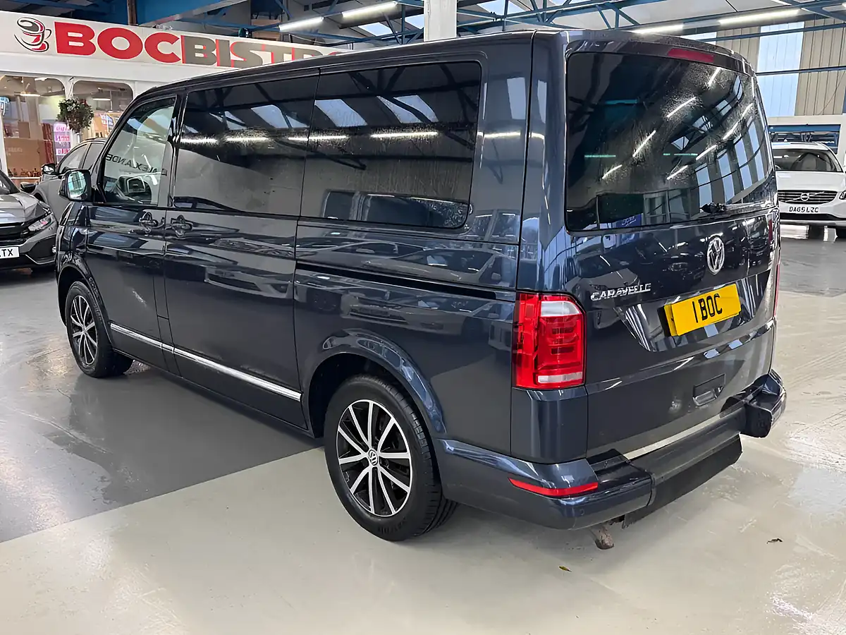 Used 2019 Volkswagen Caravelle Executive Blue - Interior and Exterior details 12