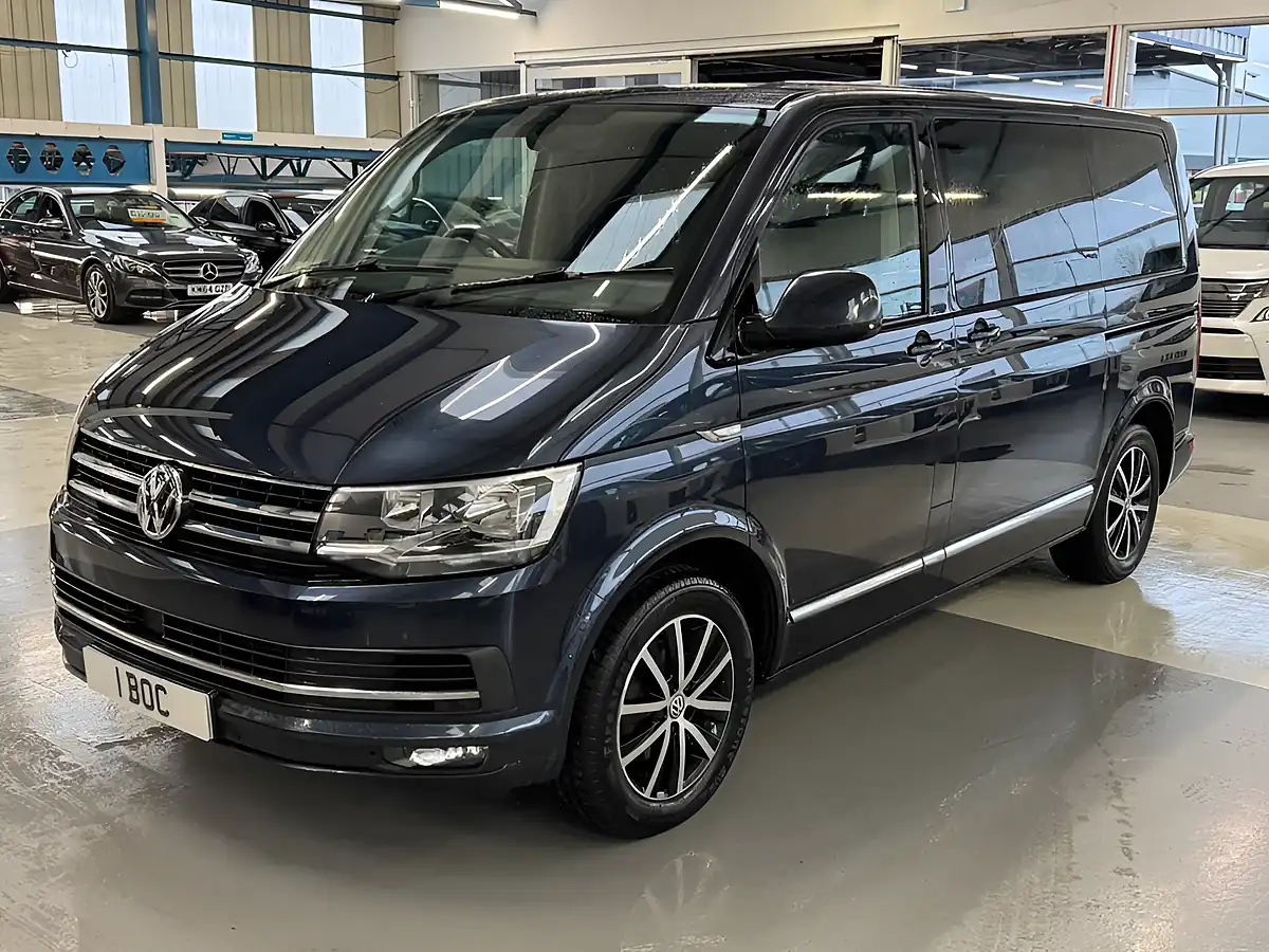Used 2019 Volkswagen Caravelle Executive Blue - Interior and Exterior details 5