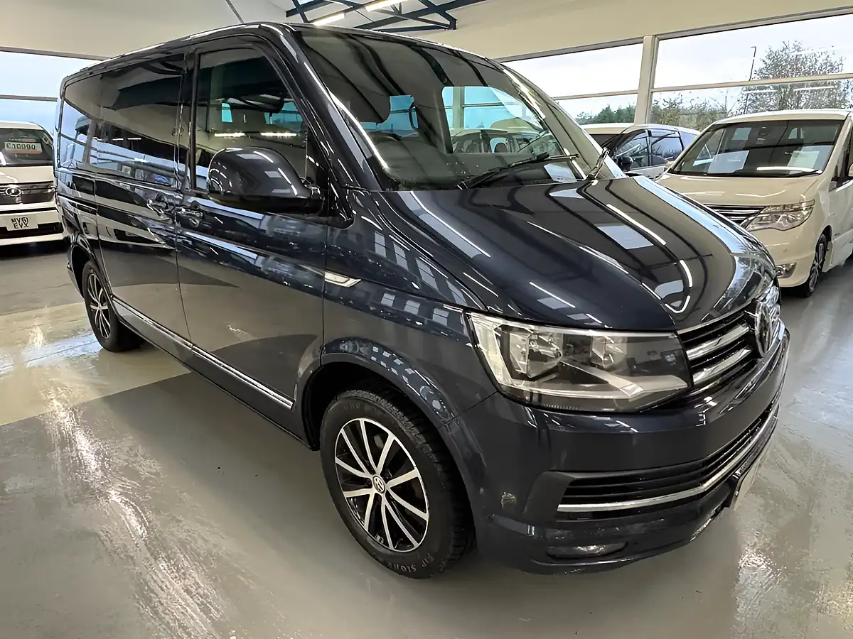 Used 2019 Volkswagen Caravelle Executive Blue - Interior and Exterior details 7