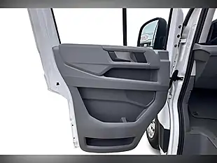 Used 2019 Volkswagen Crafter Startline White - Interior and Exterior details 12