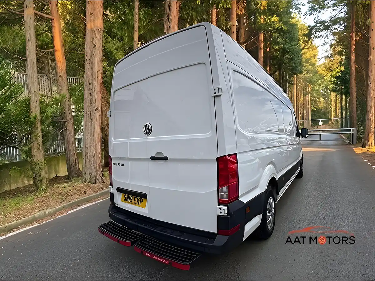 Used 2019 Volkswagen Crafter Startline White - Interior and Exterior details 4