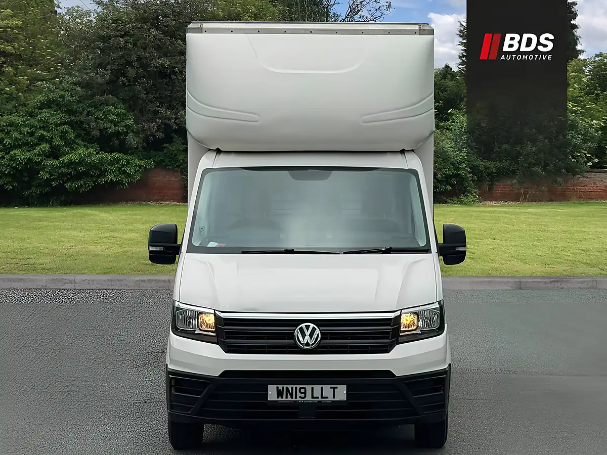 Used 2019 Volkswagen Crafter Startline White - Interior and Exterior details 13