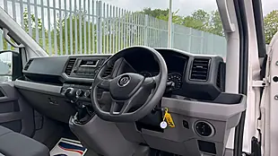 Used 2019 Volkswagen Crafter Startline White - Interior and Exterior details 18