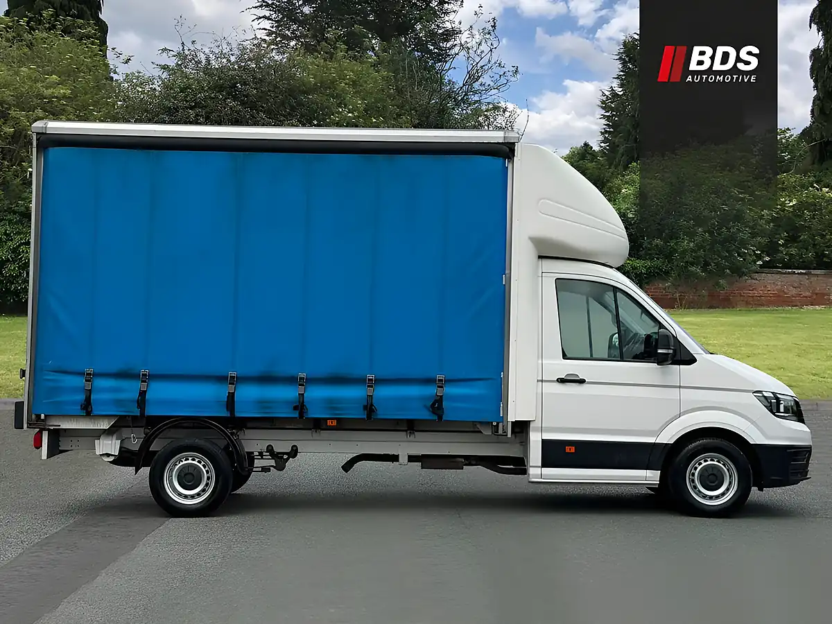 Used 2019 Volkswagen Crafter Startline White - Interior and Exterior details 2