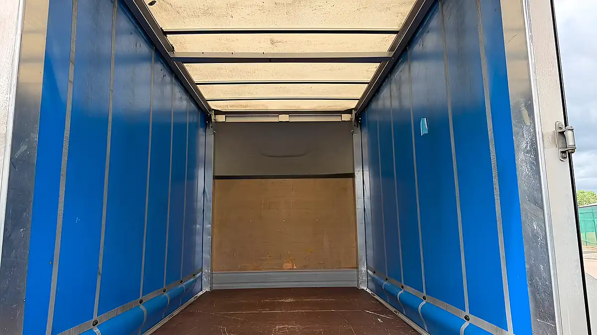 Used 2019 Volkswagen Crafter Startline White - Interior and Exterior details 8