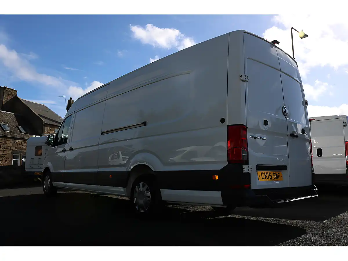 Used 2019 Volkswagen Crafter Startline White - Interior and Exterior details 6