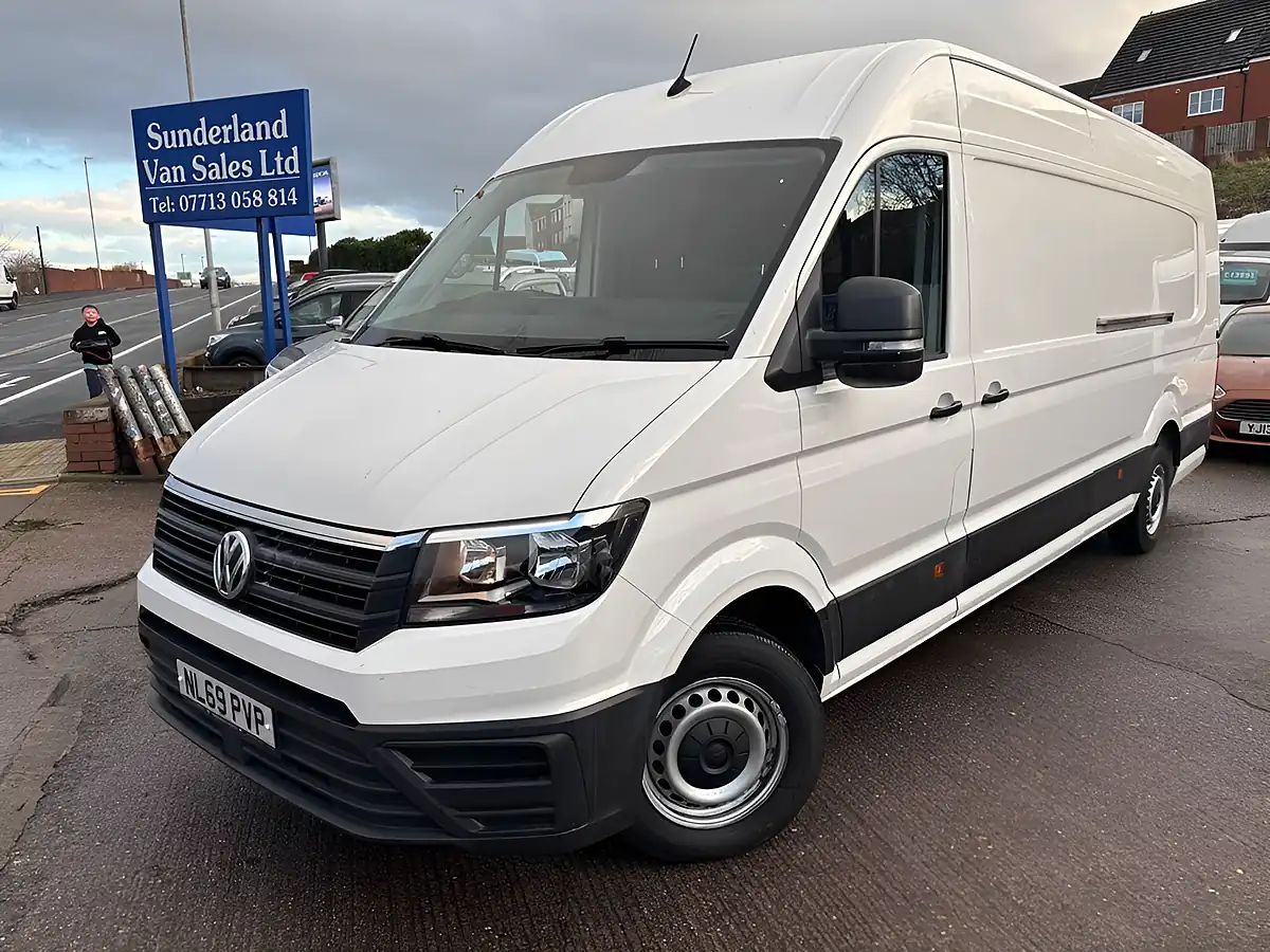 Used 2019 Volkswagen Crafter Trendline Maxi White - Front View