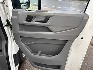 Used 2019 Volkswagen Crafter Trendline Maxi White - Interior and Exterior details 13