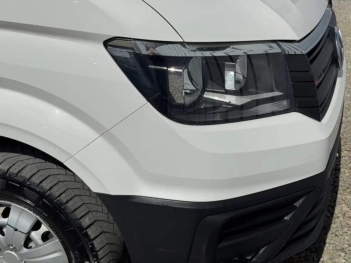 Used 2019 Volkswagen Crafter Trendline White - Interior and Exterior details 11