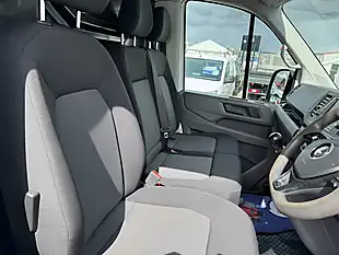 Used 2019 Volkswagen Crafter Trendline White - Interior and Exterior details 18
