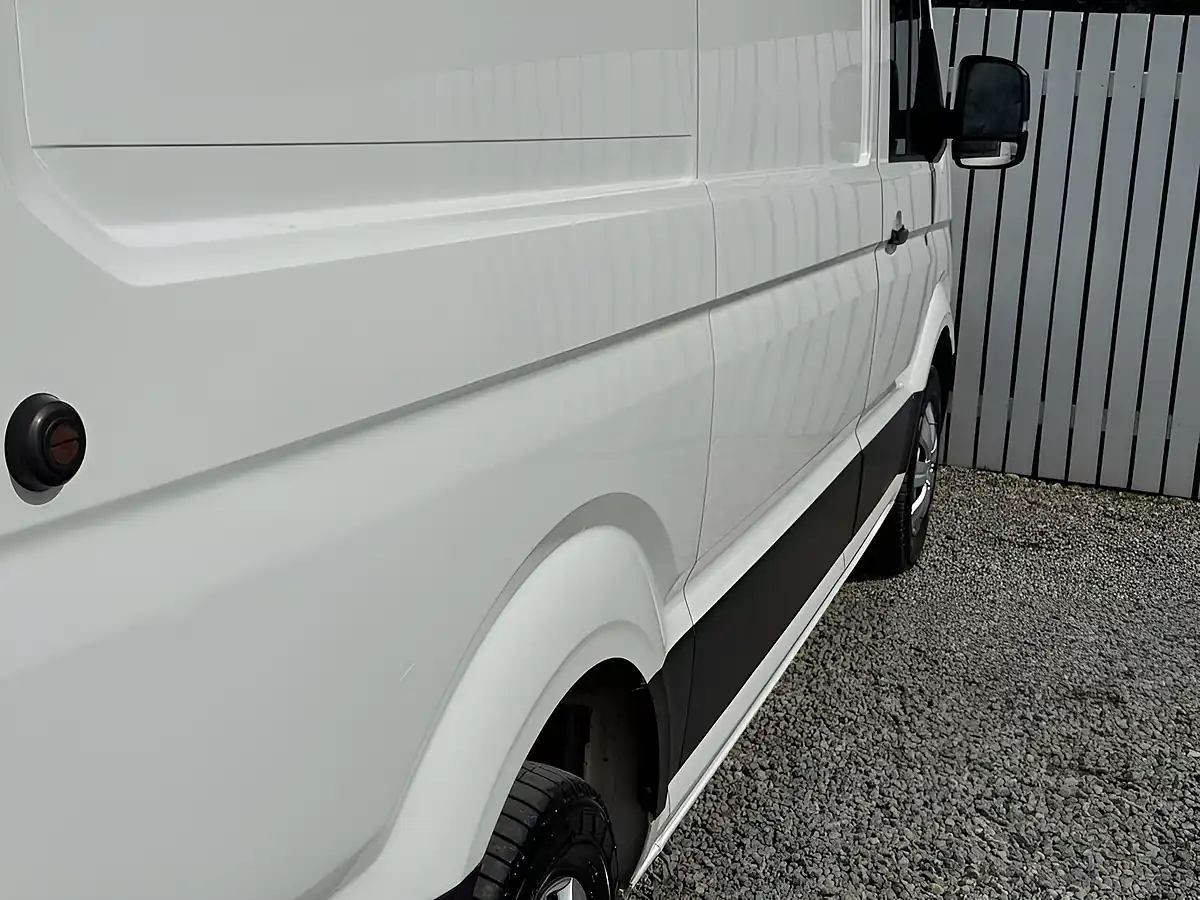 Used 2019 Volkswagen Crafter Trendline White - Interior and Exterior details 9