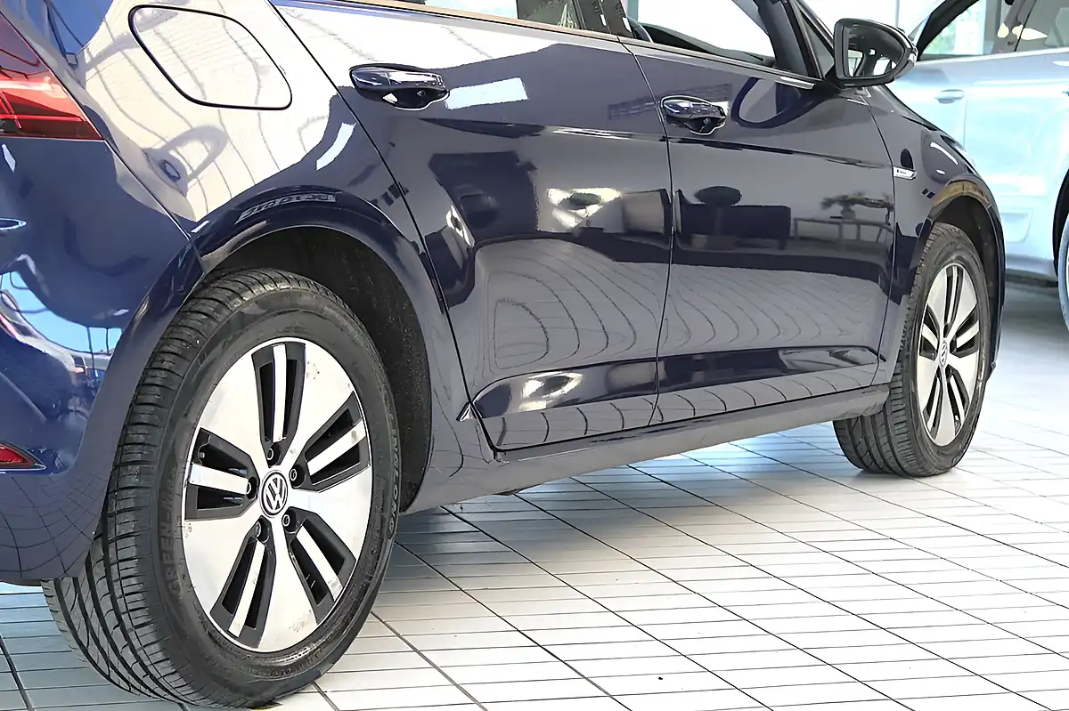 Used 2019 Volkswagen E-Golf Hatchback Atlantic Blue - Interior and Exterior details 14