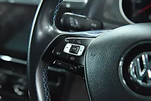 Used 2019 Volkswagen E-Golf Hatchback Black - Interior and Exterior details 10