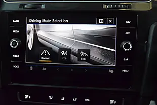 Used 2019 Volkswagen E-Golf Hatchback Black - Interior and Exterior details 17