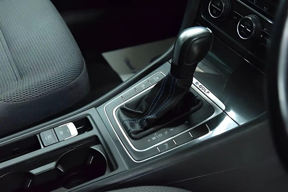 Used 2019 Volkswagen E-Golf Hatchback Black - Interior and Exterior details 9