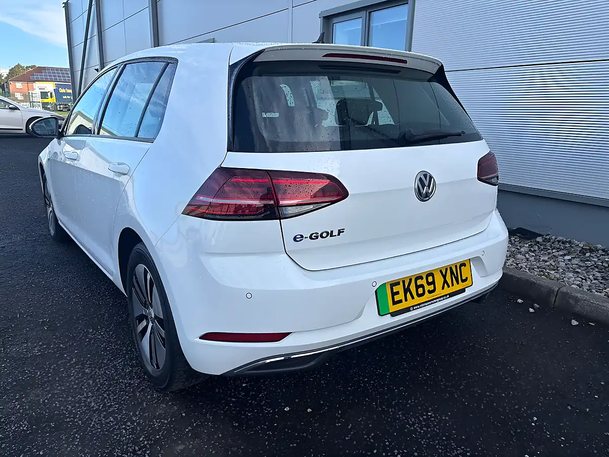 Used 2019 Volkswagen E-Golf Hatchback White - Interior and Exterior details 10