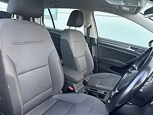 Used 2019 Volkswagen E-Golf Hatchback White - Interior and Exterior details 17