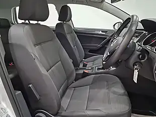 Used 2019 Volkswagen E-Golf White - Interior and Exterior details 10