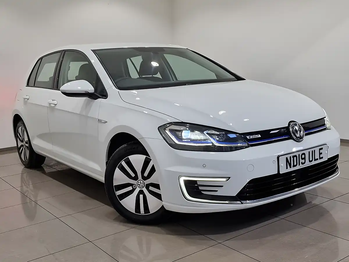 Used 2019 Volkswagen E-Golf White - Interior and Exterior details 7