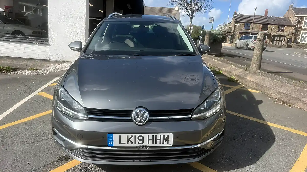 Used 2019 Volkswagen Golf GT Indium Grey Metallic - Interior and Exterior details 2