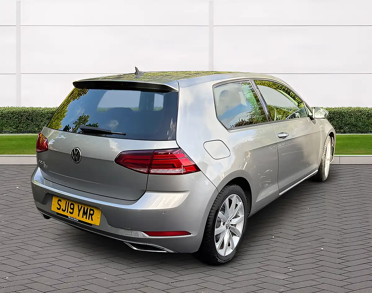 Used 2019 Volkswagen Golf GT Tungsten Silver - Interior and Exterior details 7