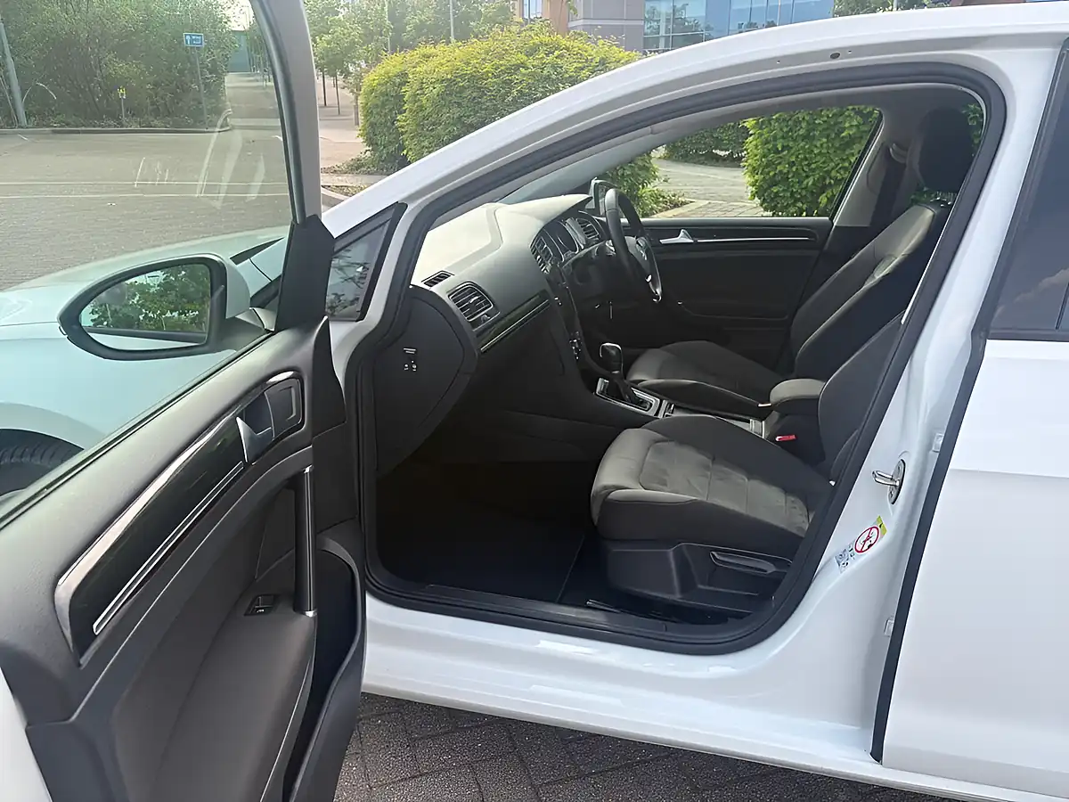 Used 2019 Volkswagen Golf GT White - Interior and Exterior details 17