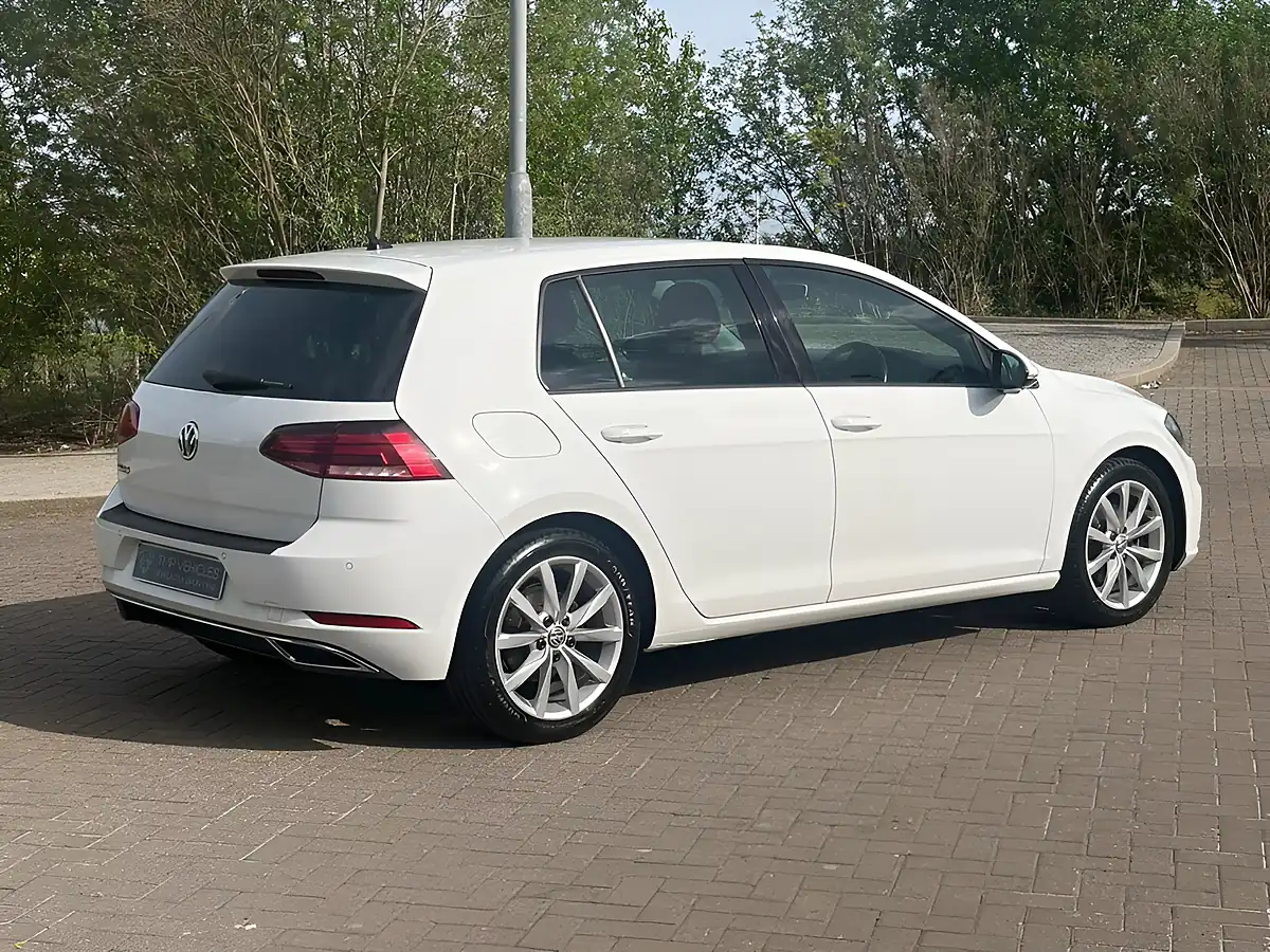 Used 2019 Volkswagen Golf GT White - Interior and Exterior details 3